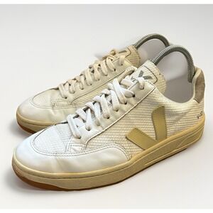 Veja V-12 Sneakers Womens Size 6 Extra White‎ Sable Beige Vegan Leather Lace Up